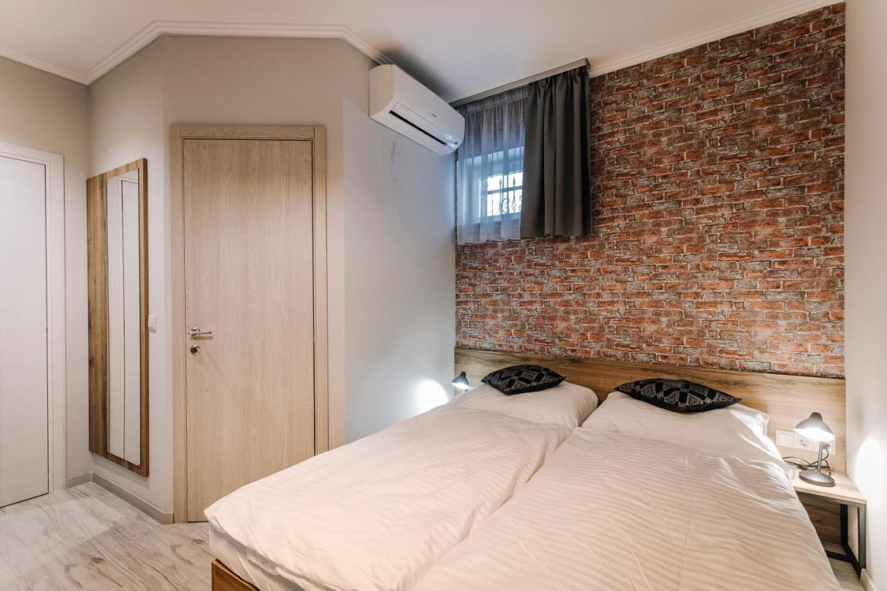 Soho Apartmanhaz Győr Buitenkant foto