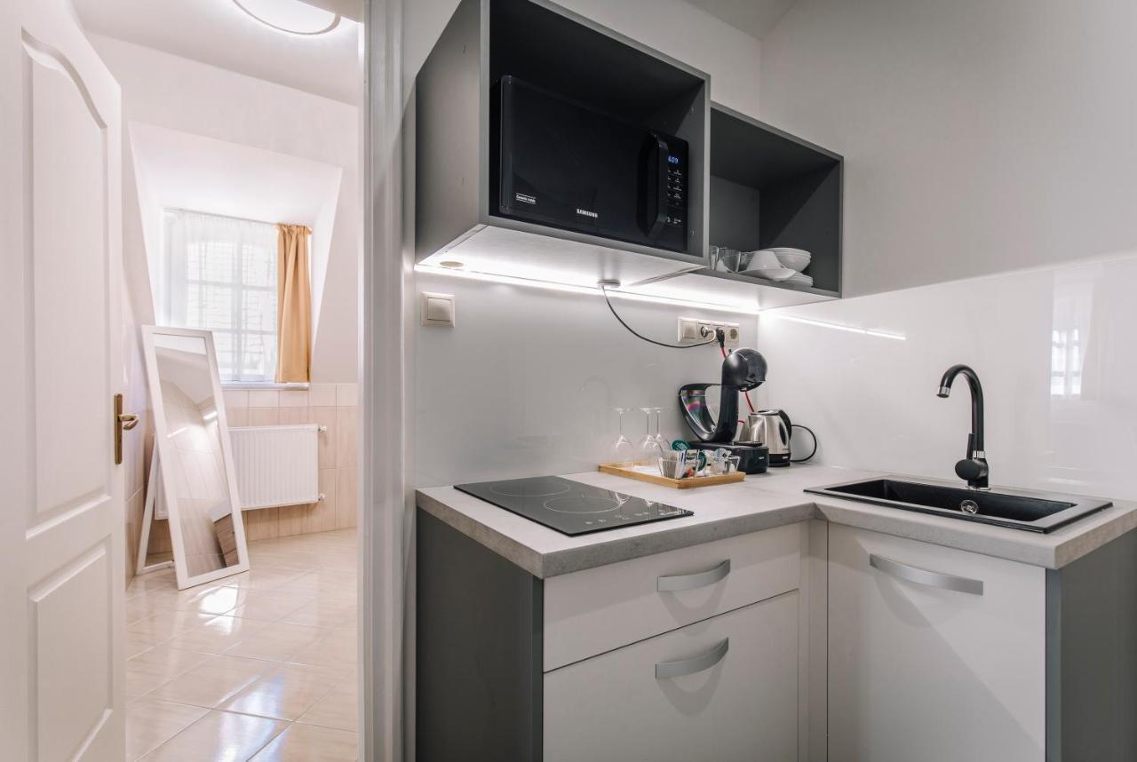 Soho Apartmanhaz Győr Buitenkant foto