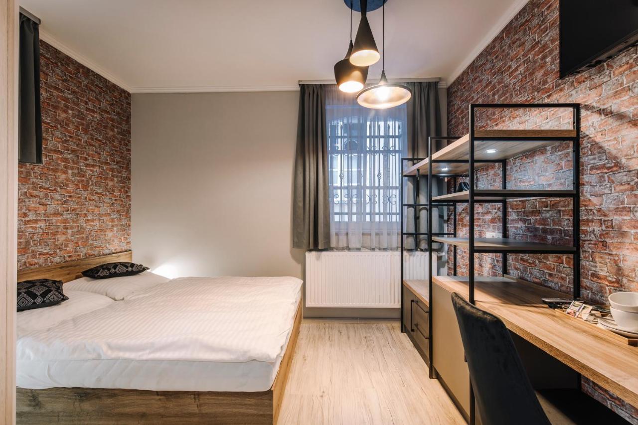 Soho Apartmanhaz Győr Buitenkant foto