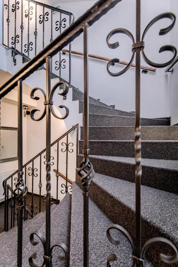 Soho Apartmanhaz Győr Buitenkant foto